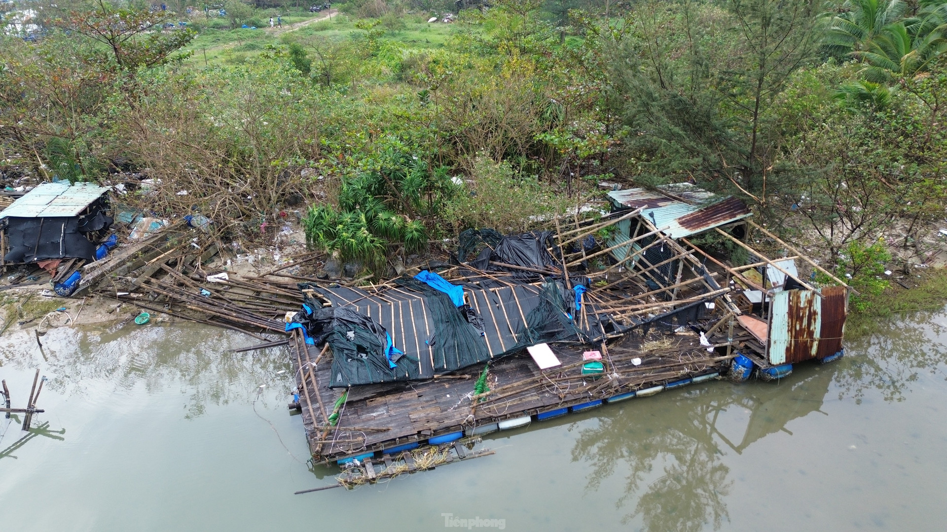 Ngư dân ở Lăng Cô trắng tay