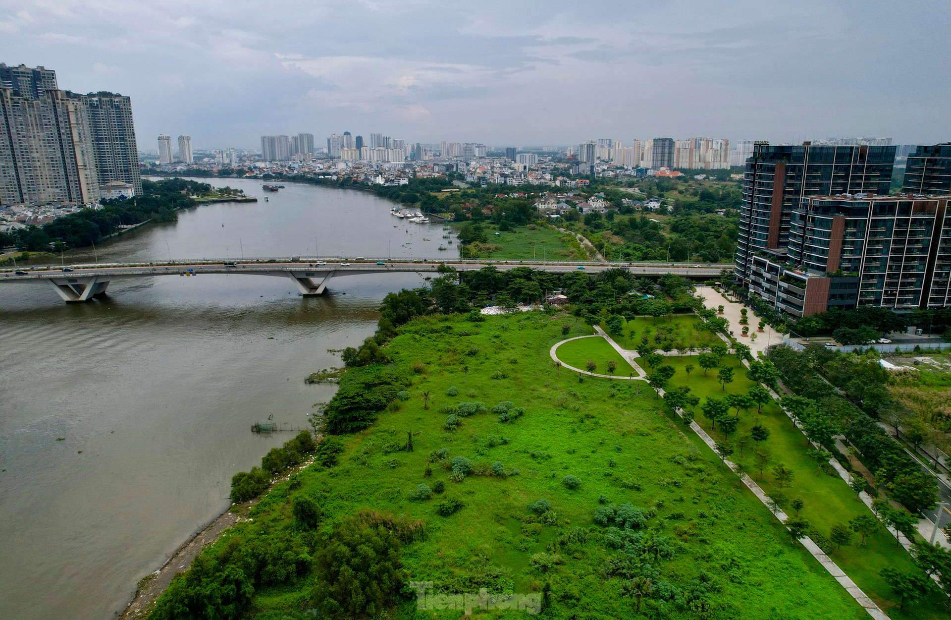 Dải công viên ven sông Sài Gòn sắp có 'áo mới' đón tết Ất tỵ 2025 ảnh 4