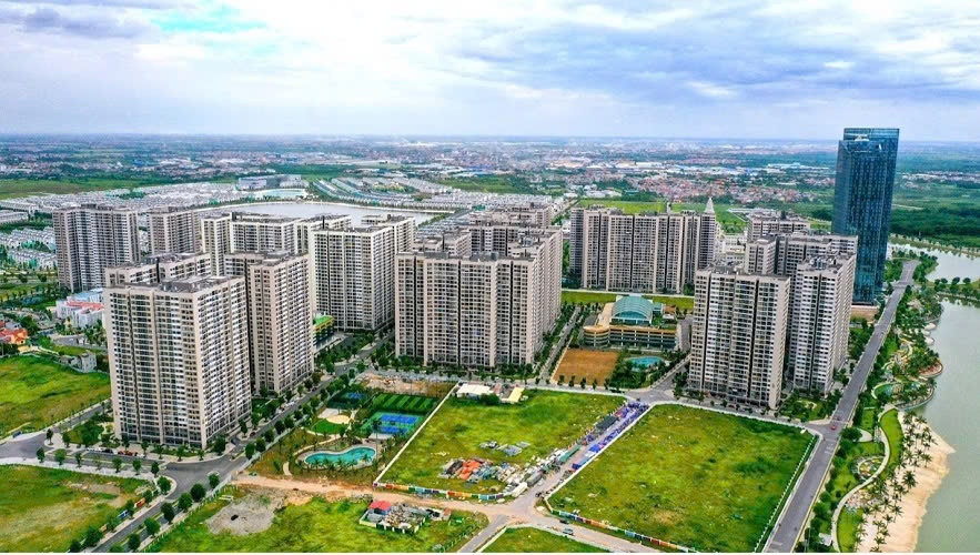 Hà Nội: Chung cư tại một số khu vực tăng 35-40% trong quý III/2024