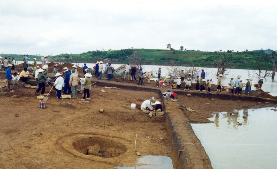 Phát hiện ‘kho báu’ giữa bãi vàng ở Tây Nguyên, các chuyên gia hàng đầu khẩn cấp vào cuộc, hé lộ sự thật xôn xao giới khoa học - ảnh 3