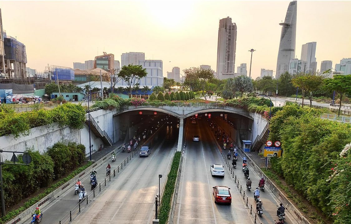 Hầm vượt sông đầu tiên của Việt Nam và lớn nhất Đông Nam Á: Có thể đáp ứng lưu lượng 45.000 ô tô và 15.000 xe máy mỗi ngày