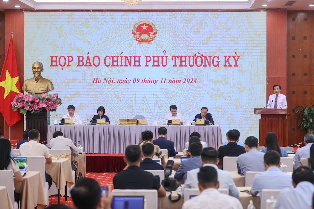 TỔNG THUẬT: Họp báo Chính phủ thường kỳ tháng 10- Ảnh 2.