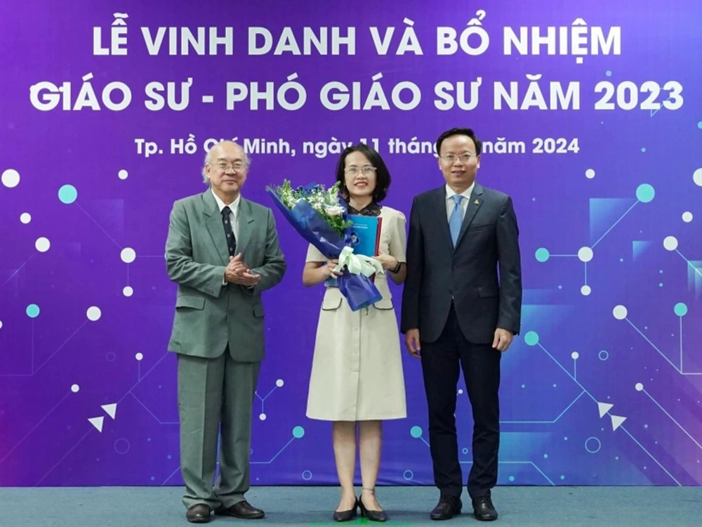 Đại học của Việt Nam từng lọt top 100 thế giới theo nhóm ngành, có hơn 400 giáo sư, phó giáo sư và hơn 1.300 tiến sĩ - ảnh 3