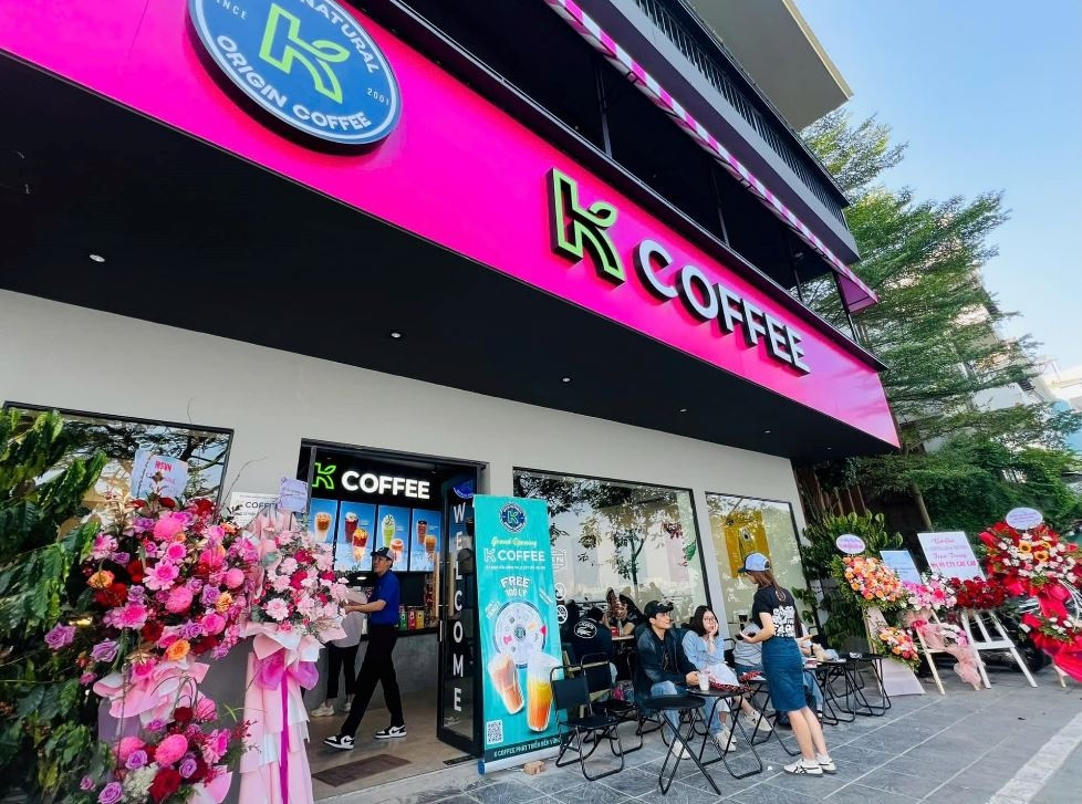 'Vua hồ tiêu' mở cửa hàng K Coffee đầu tiên ở Hà Nội, tham vọng chinh phục thị trường khi trồng ra thứ cà phê mang hương trái cây và chocolate