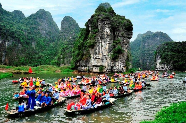 Tỉnh có tour du lịch được yêu thích hàng đầu thế giới đón hơn 7,6 triệu lượt khách trong 10 tháng, vượt chỉ tiêu cả năm