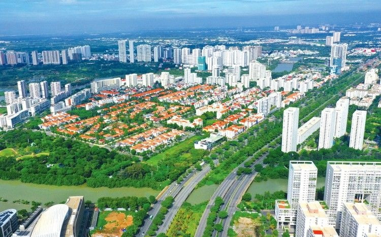 'Nặng gánh' với tiền sử dụng đất, doanh nghiệp BĐS rơi vào cảnh 'tiến thoái lưỡng nan'