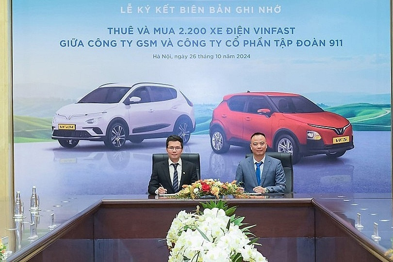 Doanh nghiệp chốt đơn 2.200 xe điện VinFast đón thêm cổ đông lớn, thị giá neo đỉnh lịch sử
