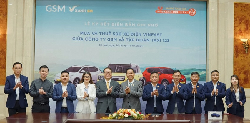 Hãng taxi đầu tiên đưa mẫu VF 3 vào hoạt động vừa ‘chốt đơn’ 500 xe điện VinFast