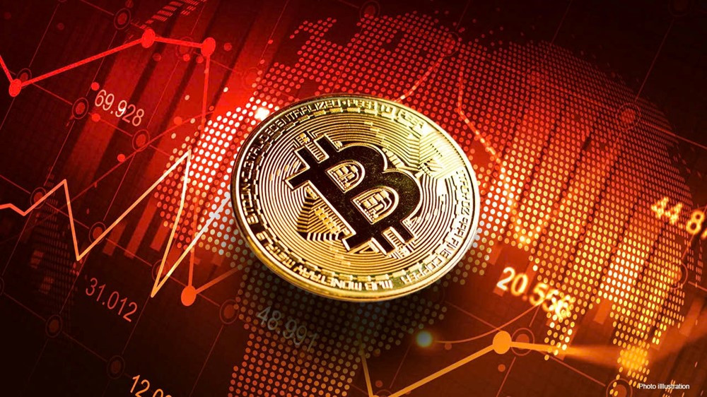 Bitcoin hạ nhiệt, lao dốc mạnh nhất kể từ sau bầu cử Mỹ - ảnh 1