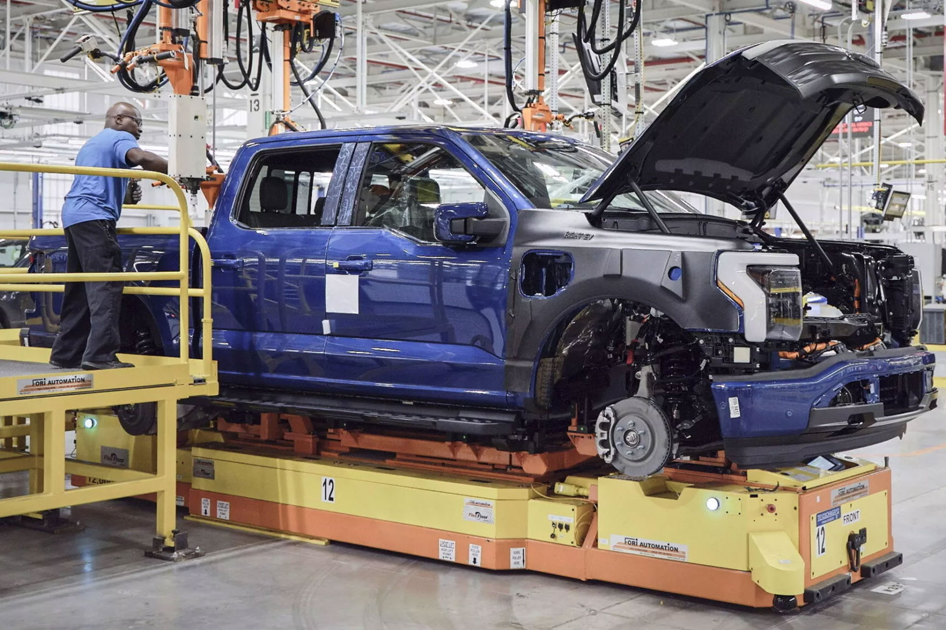 2023 Ford F 150 Lightning Production 3 2048x1152.jpg