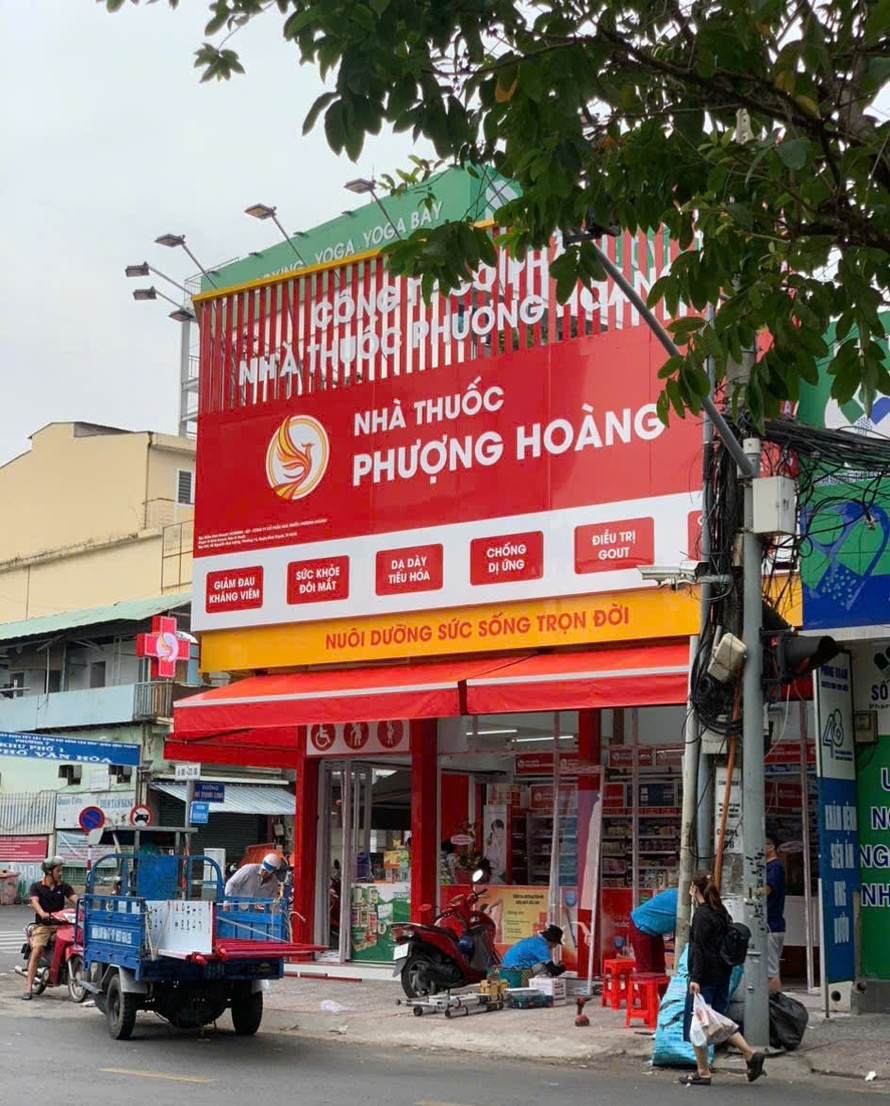 Nhà thuốc Phượng Hoàng: “Loạn” từ thuốc kê đơn đến chất lượng dược sĩ