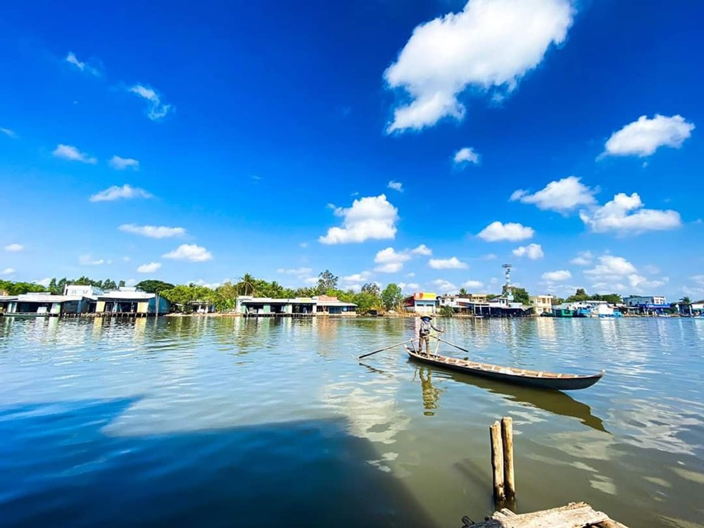 Dòng sông dài hơn 40km chạy xuyên khu rừng 2.000km2 của Việt Nam được xếp loại quý hiếm trên thế giới, nằm ở vùng đất cực Nam ĐBSCL - ảnh 1