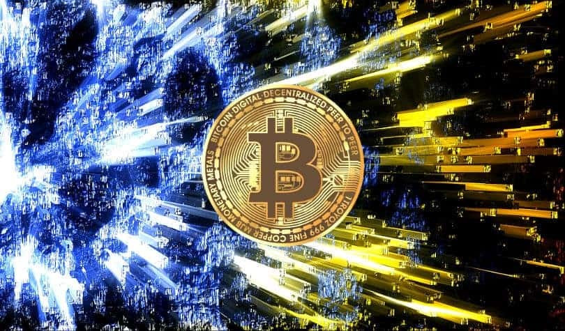 Bitcoin lập kỷ lục chưa từng có trong lịch sử, lần đầu tiên vượt mốc 105.000 USD