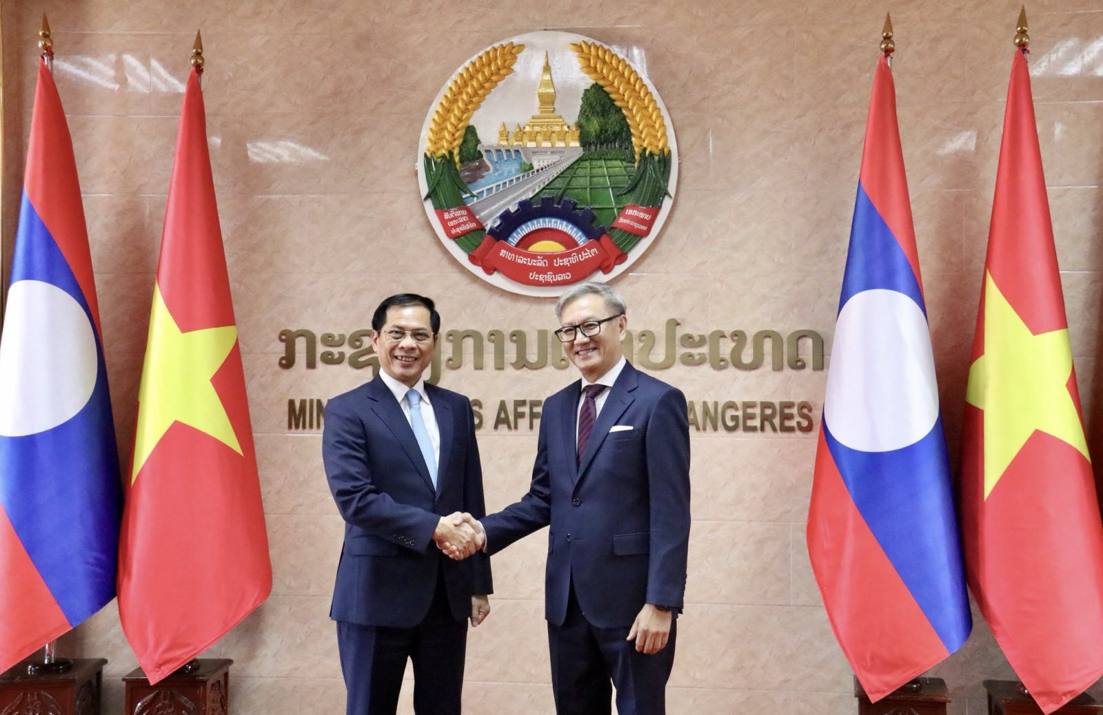 PTTg BTNG và BTNG Lào.jpg