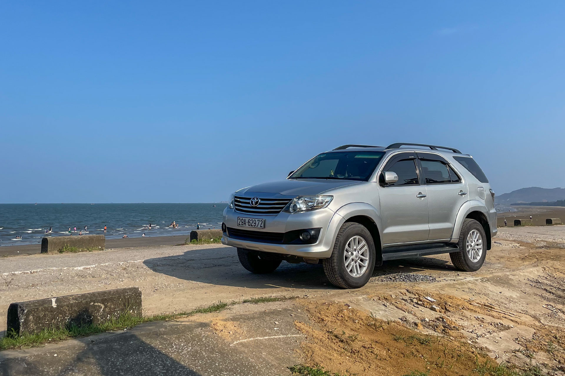 Toyota Fortuner 2012 Vietnamnet (1).jpg