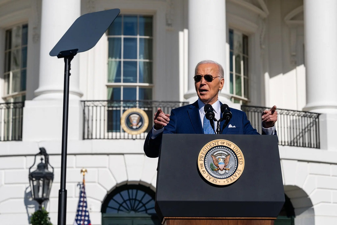 00Biden Tech jmvt superJumbo.jpg