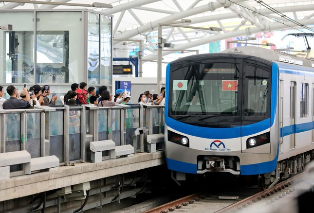 Vận hành metro số 1 TPHCM: Chạm đến 'giấc mơ' giao thông xanh, hiện đại ảnh 1