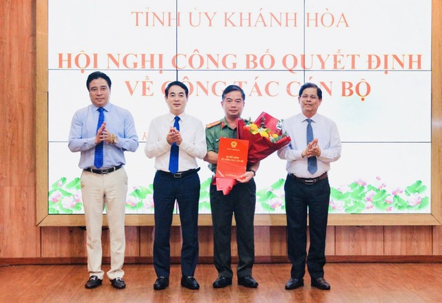 Ban Bí thư Trung ương Đảng chỉ định nhân sự tại Khánh Hòa ảnh 1