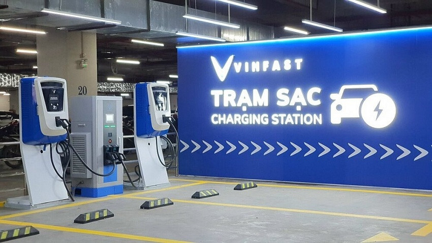 VinFast miễn phí sạc pin cho tất cả ô tô điện đến ngày 30/6/2027