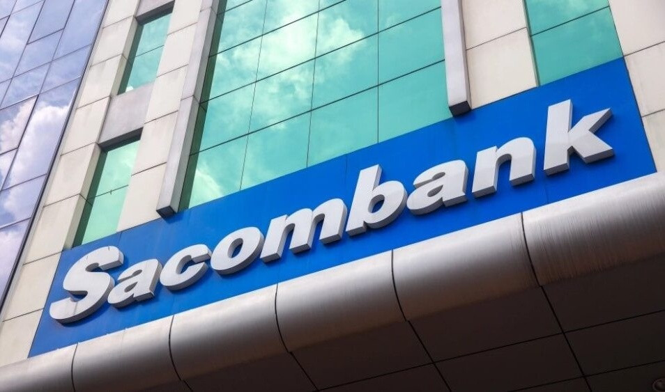 Sacombank đón sinh nhật tưng bừng: Cổ phiếu STB vượt đỉnh lịch sử