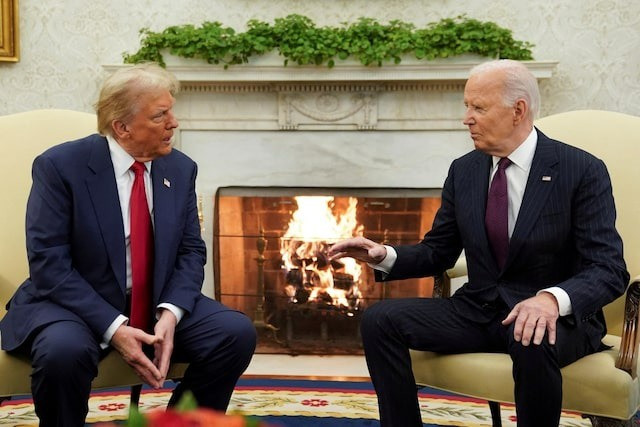 Hai ông Trump, Biden và thông điệp trái ngược trong ngày Giáng sinh ảnh 1