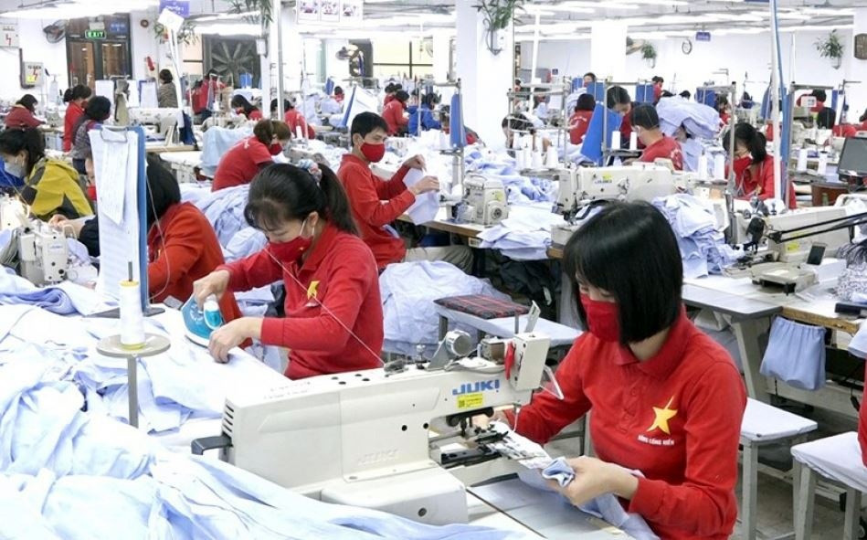 Ngành dệt may Việt Nam năm 2025: Cơ hội và thách thức để chinh phục mục tiêu 45 tỷ USD