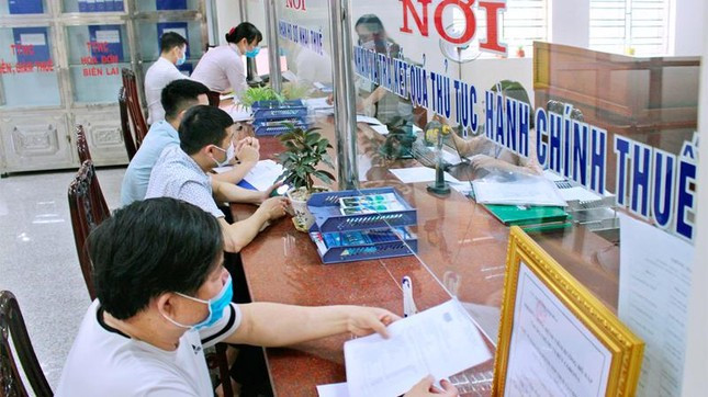 Xe hợp đồng ‘hết cửa’ trá hình; áp thuế VAT mới từ tháng 1/2025 ảnh 2