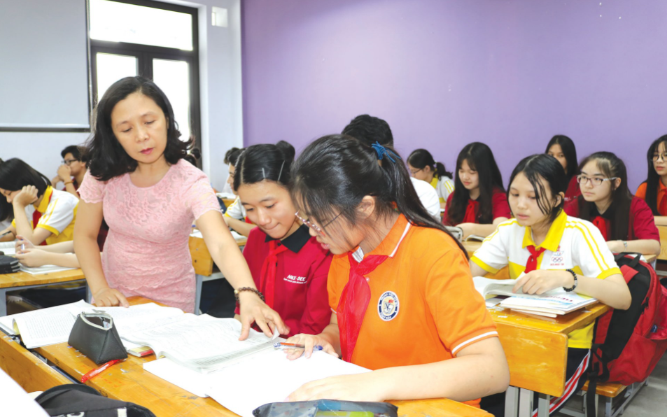 Chính thức từ 14/2/2025, cấm giáo viên thu tiền dạy thêm học sinh chính khóa, dạy ngoài nhà trường phải đăng ký kinh doanh - ảnh 2