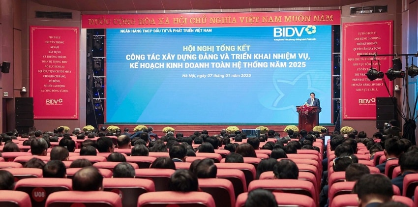 Ngân hàng có quy mô tổng tài sản lớn nhất Việt Nam công bố lợi nhuận 2024 vượt 1,1 tỷ USD