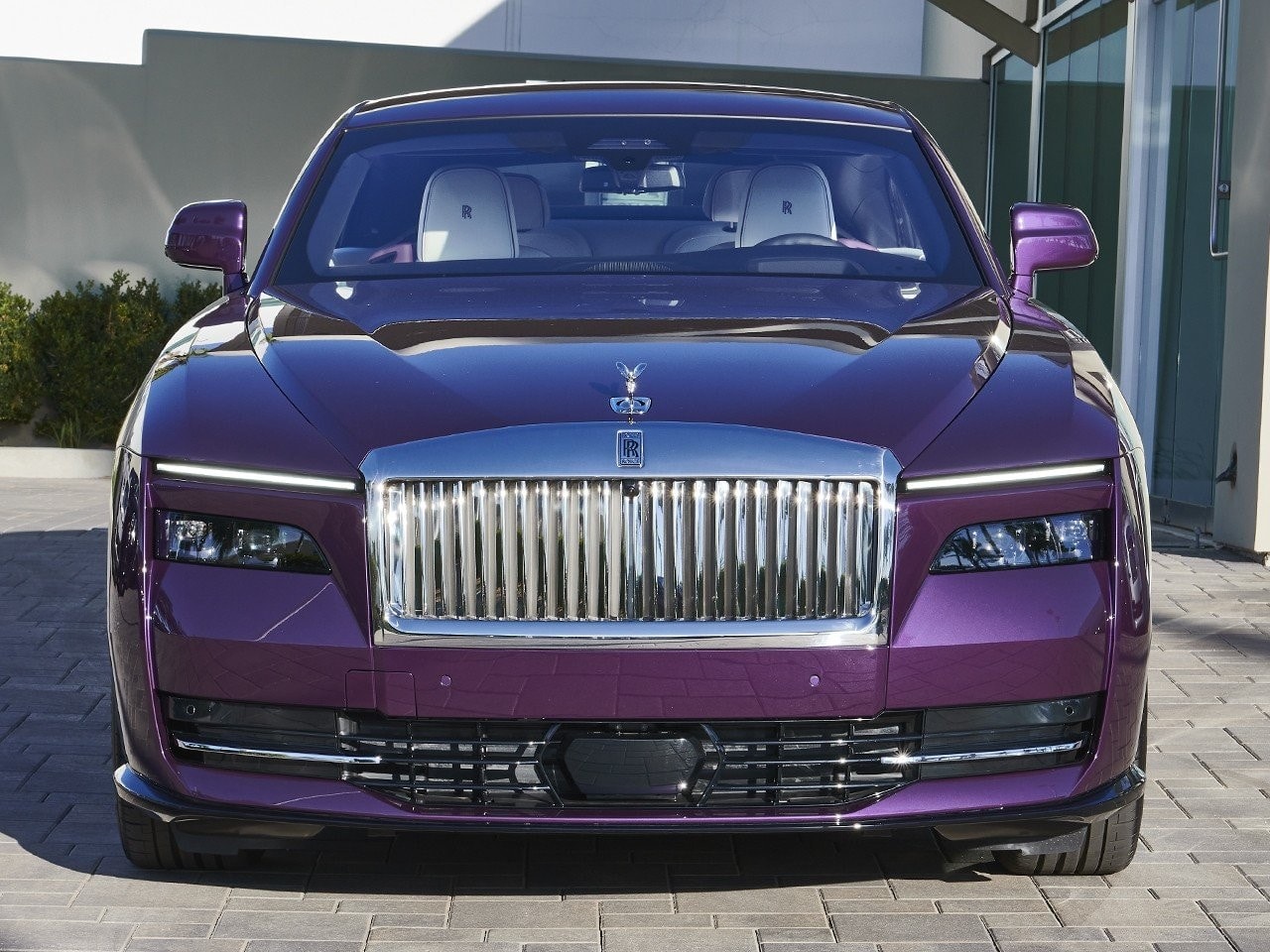 Chi tiết chiếc Rolls-Royce thuần điện của Madam Pang ảnh 2