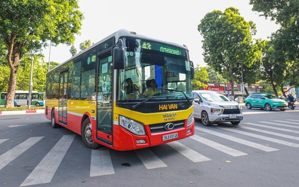 Hà Nội thông báo dừng tuyến xe bus chạy bằng dầu từ Công viên Thống Nhất đến Đông Anh - ảnh 1