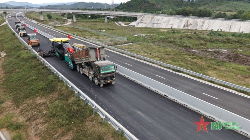 Tập đoàn Sơn Hải cam kết bảo hành 10 năm trên tuyến cao tốc 12.000 tỷ đồng, chịu mọi rủi ro sửa chữa