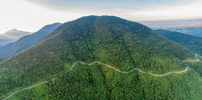 Dãy núi trải dài 1.100km của Việt Nam được mệnh danh 'đệ nhất' thiên nhiên Đông Dương: Chạy qua 21 tỉnh thành, đã trải qua 550 triệu năm biến đổi - ảnh 3