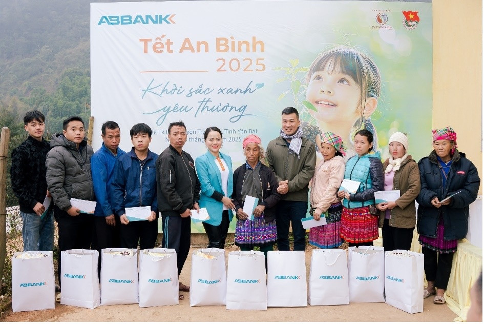 ABBANK phát động gây quỹ 100.000 cây xanh cho người dân tỉnh Yên Bái