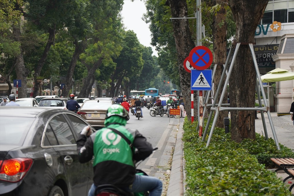 Bộ Công an khẳng định, tài xế vượt đèn đỏ sẽ không bị xử phạt nếu làm điều này - ảnh 4