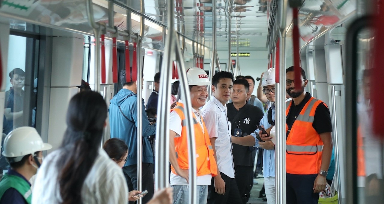 Hà Nội: Metro chạy xuyên giao thừa, xe buýt phục vụ các ngày dịp Tết