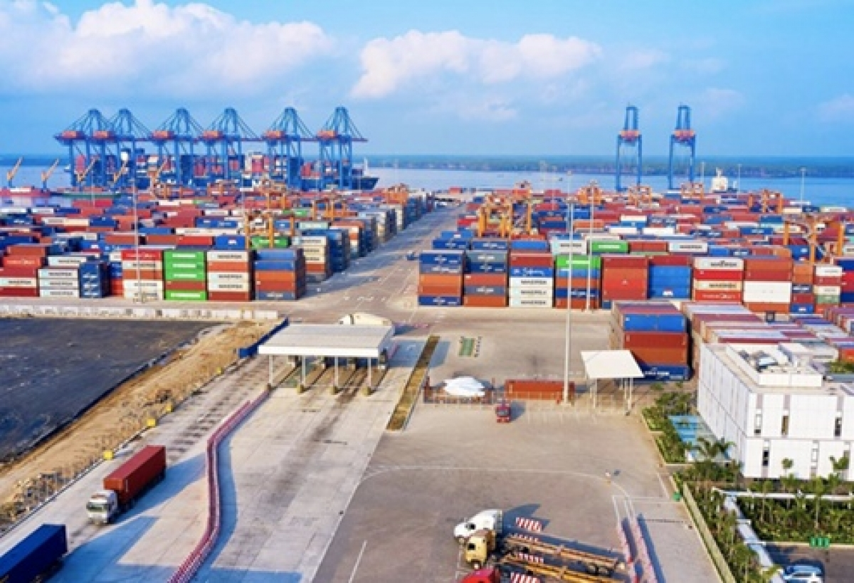 Việt Nam hưởng lợi gì từ những chính sách kinh tế toàn cầu năm 2025?