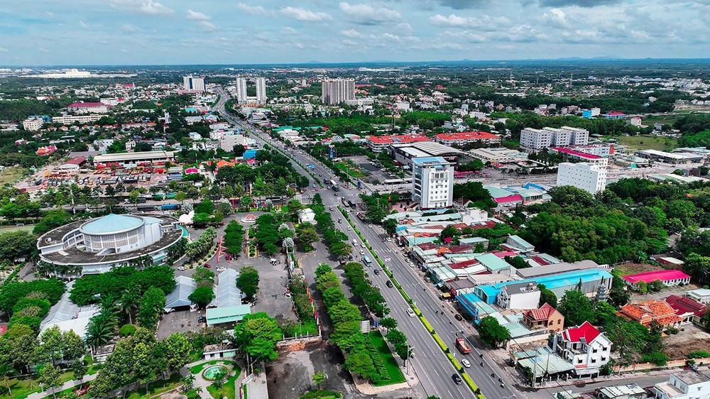 Trong năm nay Việt Nam có 4 thị xã lên thành phố, đều được kỳ vọng là trung tâm kinh tế, xã hội của tỉnh - ảnh 4