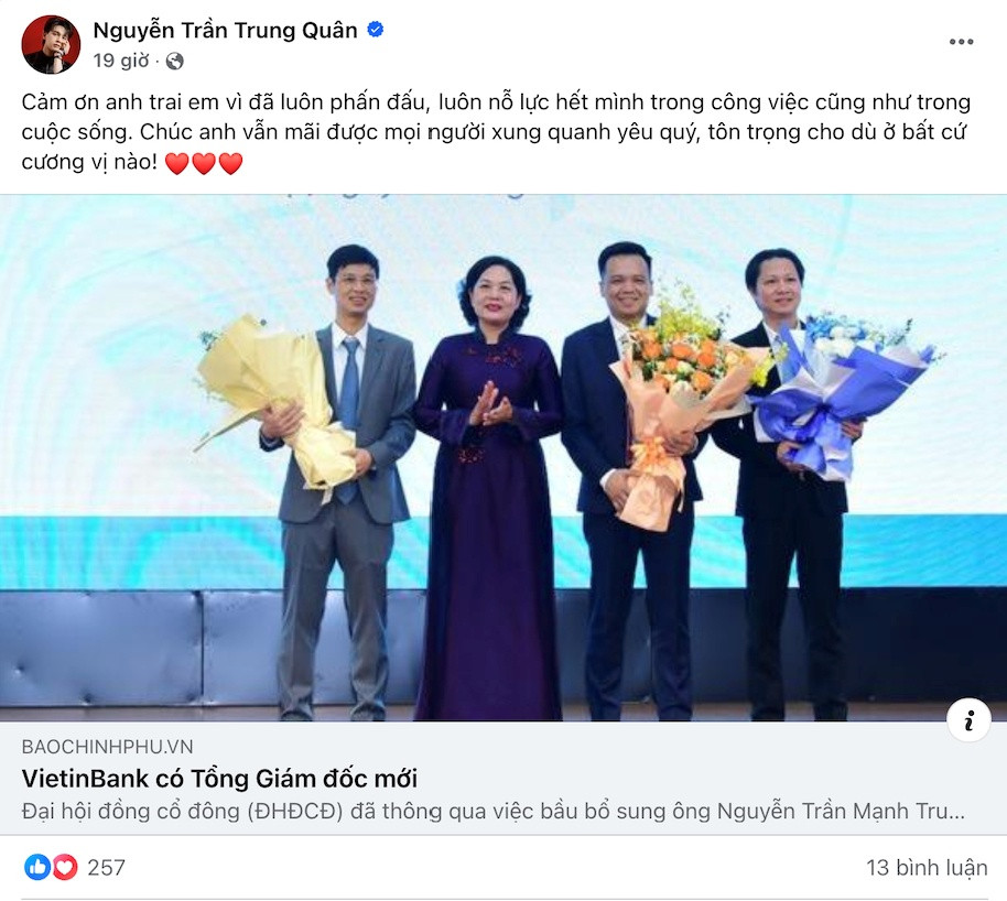 Ca sĩ Nguyễn Trần Trung Quân và anh trai CEO VietinBank ‘gây sốt’ với bộ ảnh Tết bên gia đình