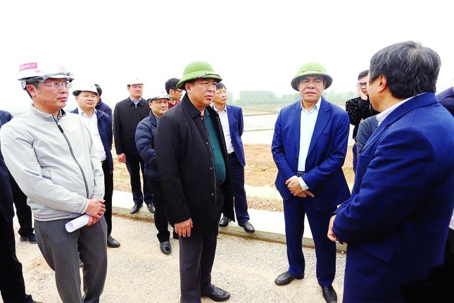 Đường nội đô và cao tốc cùng 'chuyển động' ảnh 1