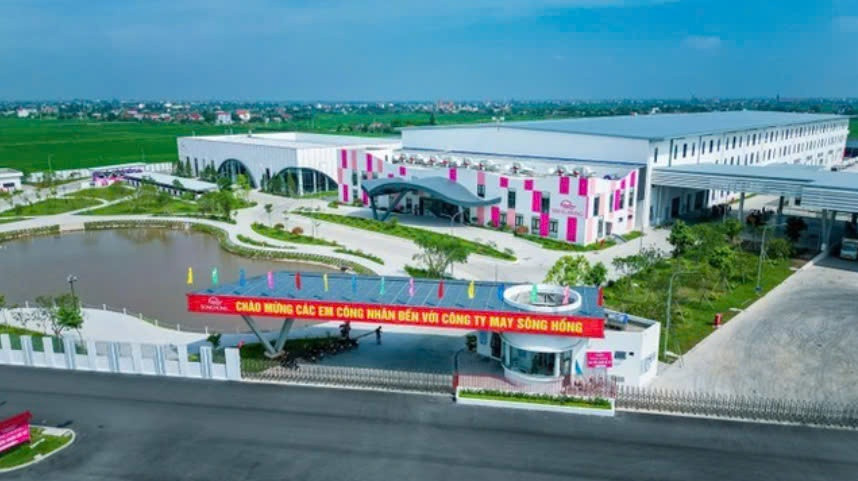 CTCK đầu tiên 'cài số lùi' mục tiêu kinh doanh năm 2025, vì giảm kỳ vọng vào 'siêu cổ phiếu' đang nắm giữ?