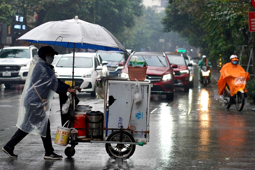 Biển Đông đã xuất hiện áp thấp nhiệt đới đầu tiên năm 2025 - ảnh 2