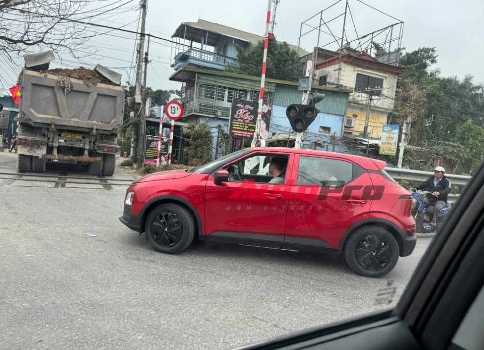 'Tân binh' xe điện giá tốt của VinFast lần đầu lộ diện, muốn khuấy đảo làng xe dịch vụ