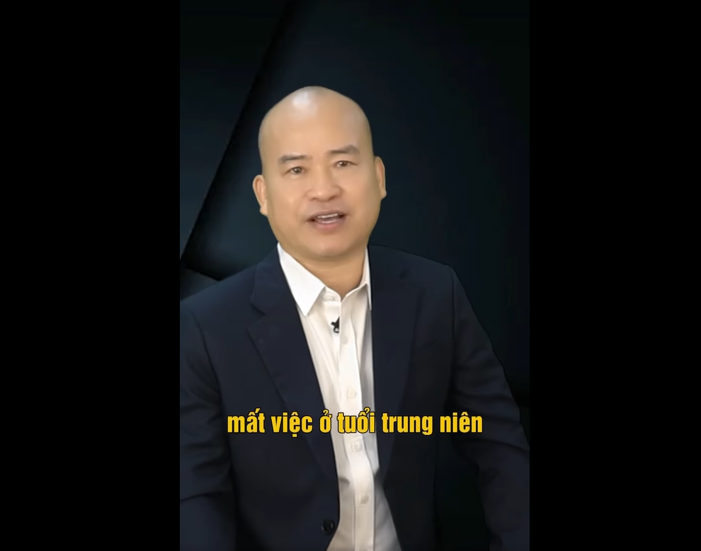 Mất việc ở tuổi trung niên: Cần chấp nhận và gạt bỏ sĩ diện