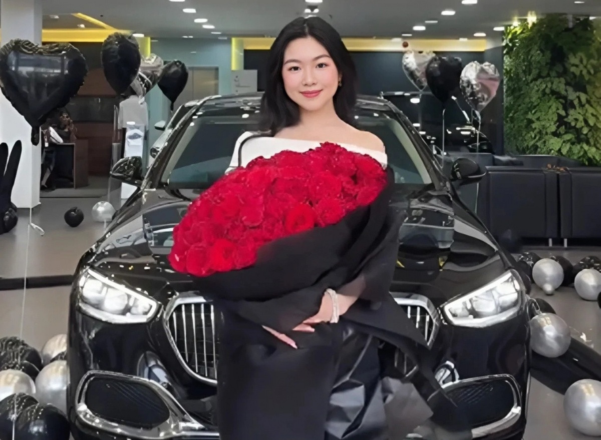 Chỉ mới 19 tuổi, con gái MC Quyền Linh sắm Maybach gần 9 tỷ đồng: Nói thẳng về nguồn tiền mua xe