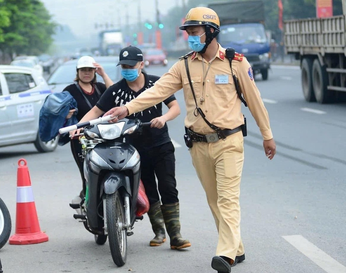 Từ 2025: Những đối tượng phải đổi đăng ký xe và biển số xe, nếu cố chấp sẽ bị phạt nặng