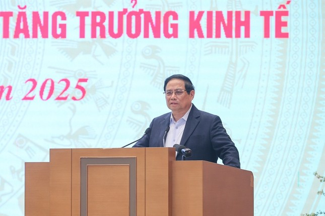 Thủ tướng: Kiên quyết thu hồi nếu không phân bổ xong 84.800 tỷ vốn đầu tư công ảnh 1