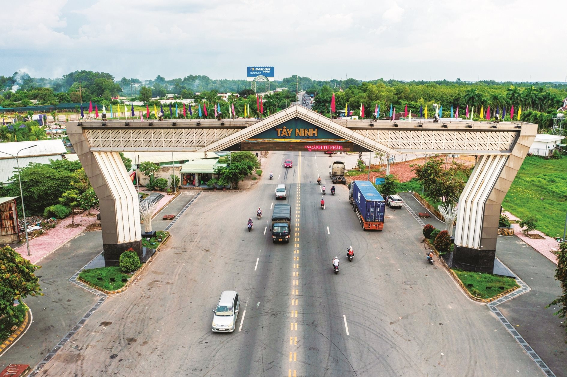 Trung tâm của tiểu vùng 4 khu vực biên giới Tây Nam được 'trợ lực' để 'cất cánh' lên TP- Ảnh 2.