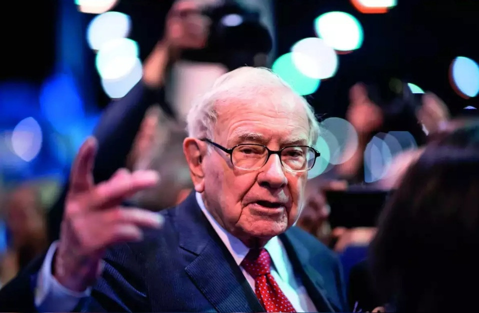 Warren Buffett tiết lộ 4 nguyên tắc vàng trong bức tâm thư gửi cổ đông: Hiểu sớm, thành công sớm!