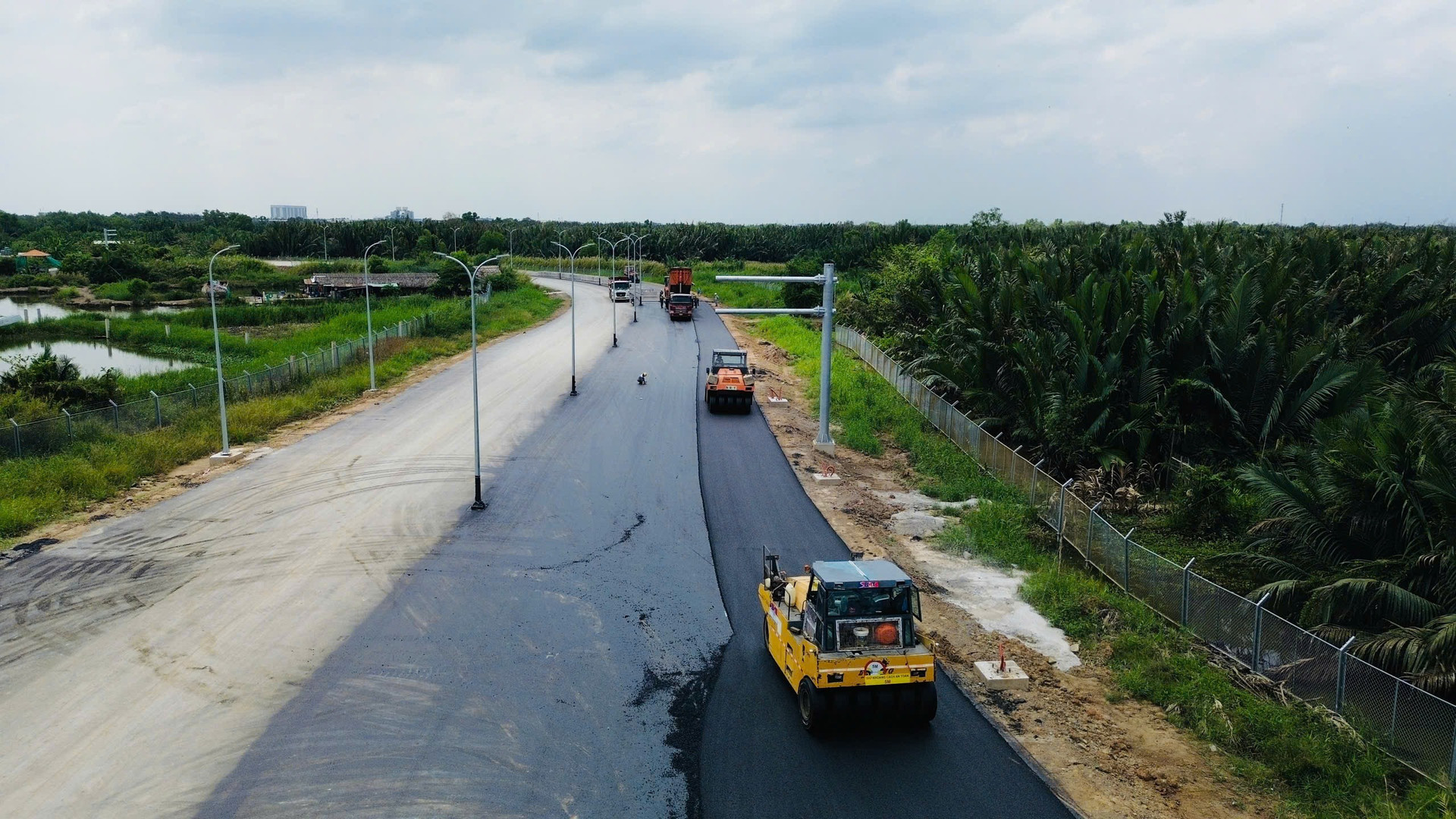 Gần 19km cao tốc 31.000 tỷ phía Đông sẽ được thông xe vào dịp đặc biệt của đất nước- Ảnh 2.